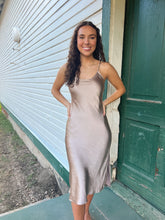 Load image into Gallery viewer, Lou Sweater/Dress