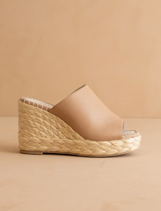 Raina Wedge